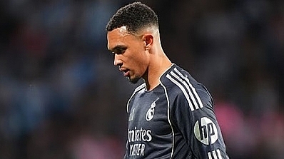 Ben White trở lại tuyển Anh: Thomas Tuchel ngó lơ Alexander-Arnold và dấu hỏi về trách nhiệm quốc gia