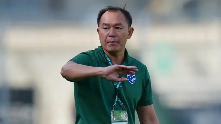 HLV Thawatchai Damrong tiếc nuối khi chỉ thắng U23 Việt Nam 1-0.