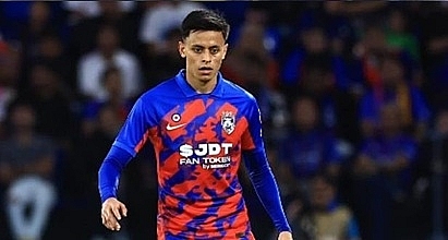 Trung vệ Feroz Baharudin tái xuất ĐT Malaysia sau một năm vắng bóng trước trận gặp Việt Nam