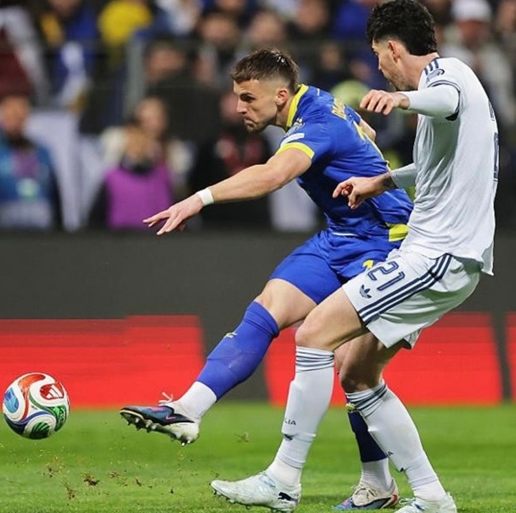 Bosnia giành vé World Cup sau loạt penalty