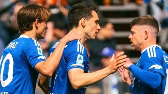 Vị thế “Ngựa ô”