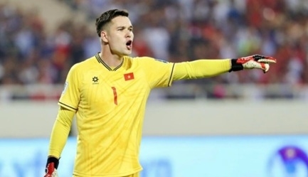 Thủ môn Filip Nguyễn khẳng định vị thế trong màu áo tuyển Việt Nam.