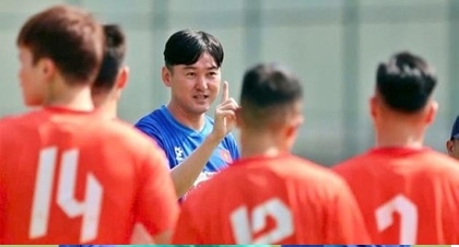 Trợ lý Lee Jung Soo chia tay các ĐTQG Việt Nam sau hơn một năm gắn bó.