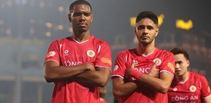 CAHN cho thấy hình ảnh của một ứng cử viên hàng đầu. CAHN cho thấy hình ảnh của một ứng cử viên hàng đầu.