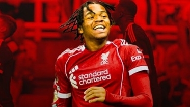 Liverpool và bài toán Rio Ngumoha: Vì sao cho mượn là nước đi thông minh của Arne Slot?