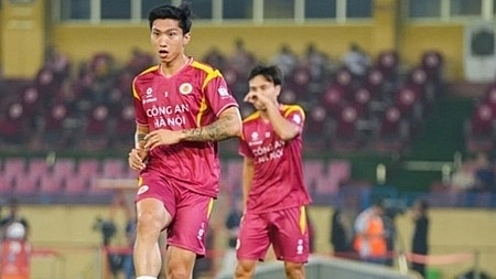 HLV Polking và bài toán Đoàn Văn Hậu: Chìa khóa đưa CAHN thống trị V.League