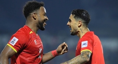 Xuân Son và Hoàng Hên đang bay cao tại V-League