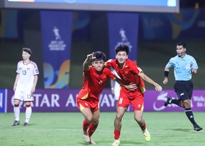 U17 Việt Nam trở thành niềm tự hào của bóng đá trẻ Đông Nam Á. Ảnh: VFF