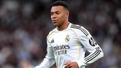 Xung đột đỉnh điểm tại Real Madrid: Mbappe bị đẩy xuống 'lựa chọn thứ tư', công khai đối đầu HLV Arbeloa