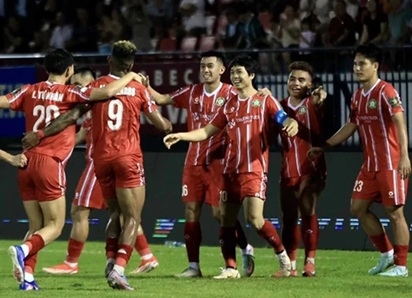 Công Phượng cùng các đồng đội có cơ hội lớn thăng hạng V-League. Ảnh: CLB Trường Tươi Đồng Nai