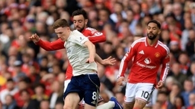 Bruno Fernandes và động thái với Elliot Anderson: Man Utd sẵn sàng kích nổ bom tấn 125 triệu bảng