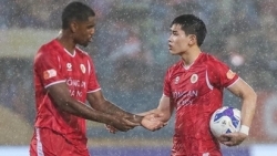 Đình Bắc lý giải vụ tranh penalty với Alan trong ngày CAHN vô địch V-League
