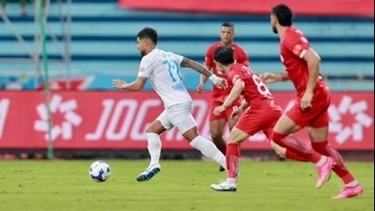 V-League 2025/26 rực lửa: Viettel nắm ưu thế á quân và màn bùng nổ của Đình Bắc