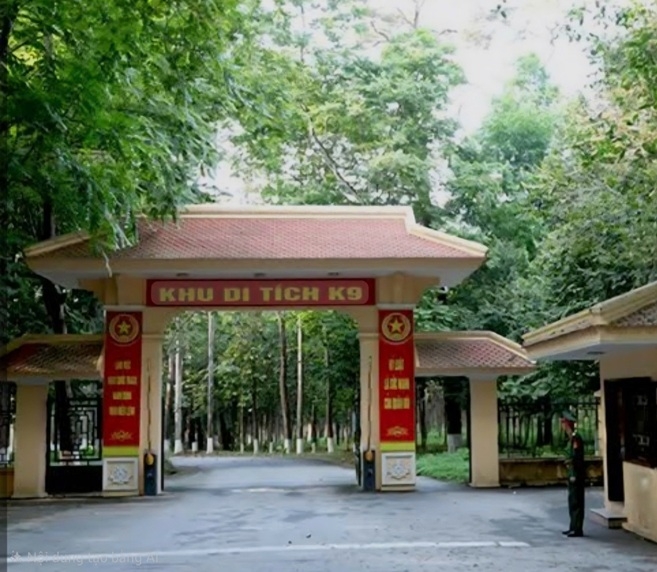 Cổng vào Khu di tích K9