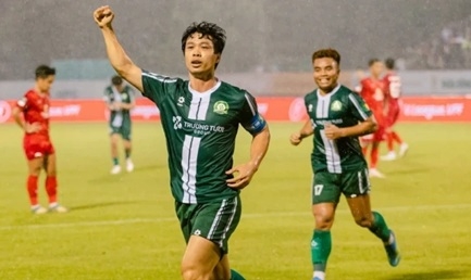 Công Phượng tỏa sáng ở Đồng Nai.