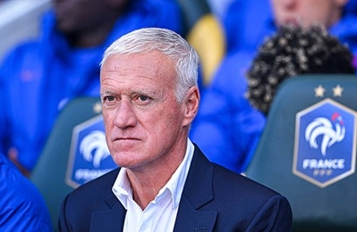 Lối chơi thực dụng của Dider Deschamps vấp phải những ý kiến trái chiều.