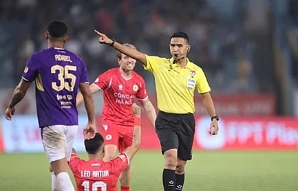 VPF mời trọng tài FIFA từ Malaysia và Thái Lan điều hành bán kết Cúp Quốc gia 2025/26