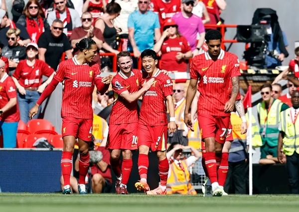 Tiền vệ Wataru Endo, từng cùng Liverpool vô địch Ngoại hạng Anh, phải rút lui khỏi thành phần tuyển Nhật Bản dự World Cup 2026.