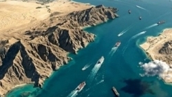 Hơn 12 triệu thùng dầu vượt eo biển Hormuz