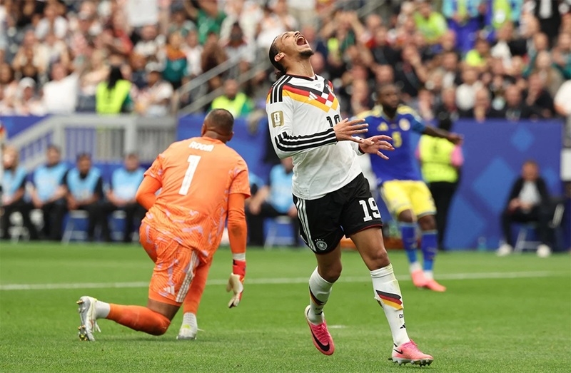 Leroy Sane chơi tệ trong cả 2 chiến thắng của đội tuyển Đức trước Curacao và Bờ Biển Ngà.