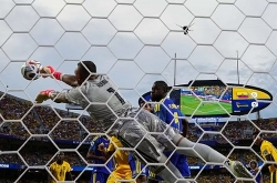 Thủ môn 15 lần cứu thua, Curacao giành điểm số lịch sử World Cup