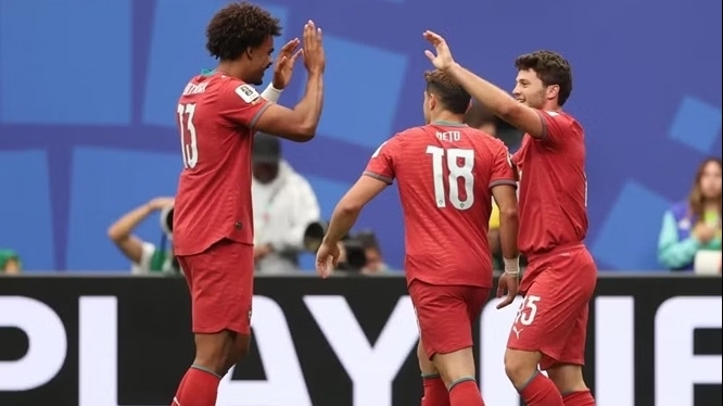Bán đảo Iberia trọn niềm vui