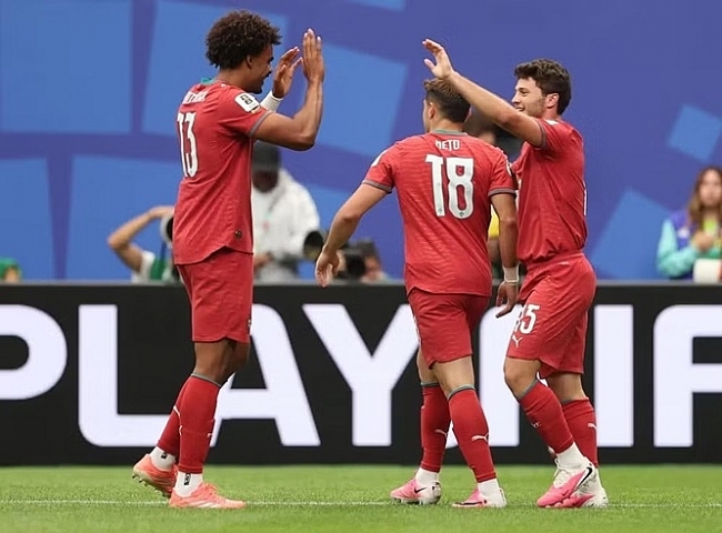 Bán đảo Iberia trọn niềm vui