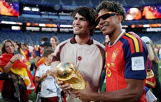 Carlos Alcaraz hội ngộ Lamine Yamal: Đêm đăng quang lịch sử của Tây Ban Nha tại World Cup 2026