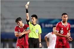 ‘Vua thẻ đỏ’ bắt trận Việt Nam-Singapore