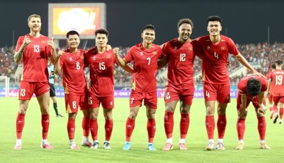 Tuyển Việt Nam có tới 7 cầu thủ vào đội hình tiêu biểu bán kết ASEAN Cup 2026.