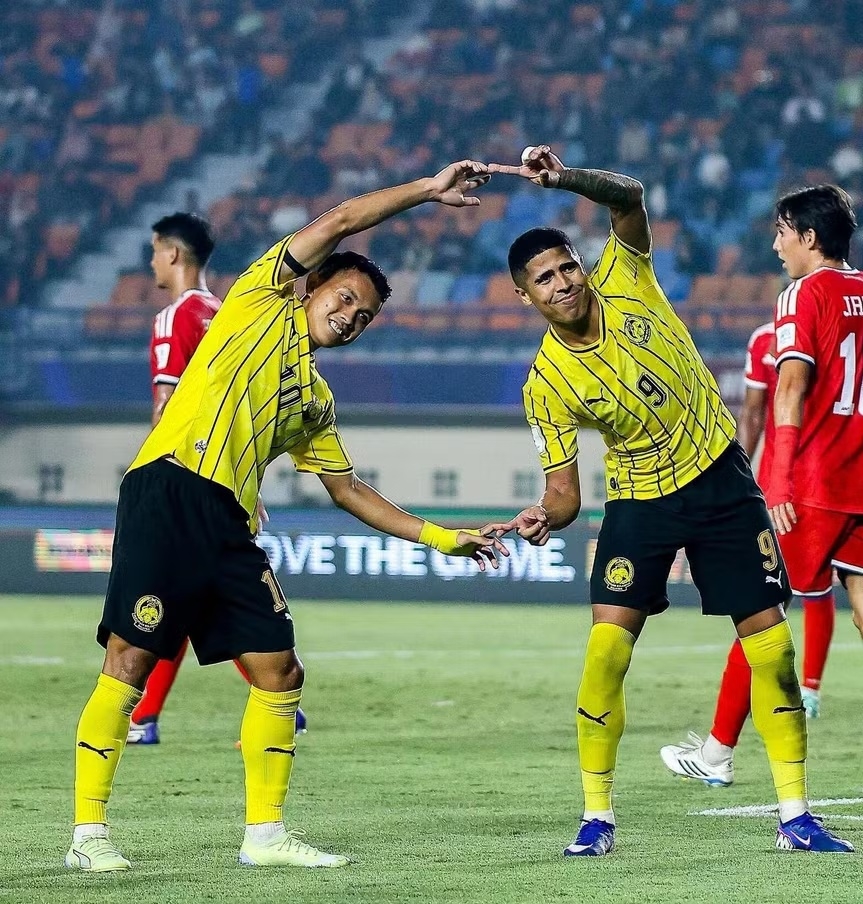 Malaysia mừng hụt vé chung kết và sẽ tái đấu tuyển Việt Nam ở trận tranh hạng ba FIFA ASEAN Cup 2026.