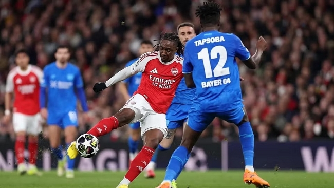 Lịch thi đấu Champions League: Bayern đại chiến Arsenal, MU làm khách Como