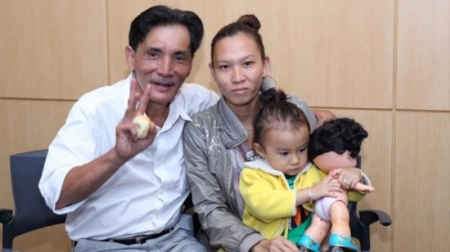 Nghệ sĩ Thương Tín đột quỵ, vợ và con gái hiện tại ra sao?