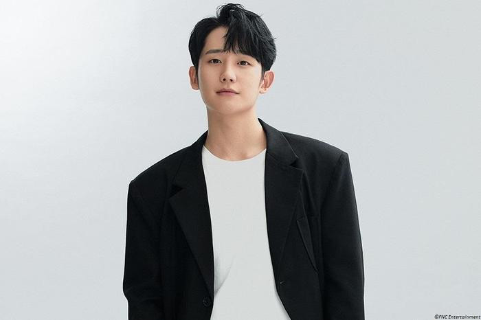 Jung Hae In x&aacute;c nhận n&ecirc;n duy&ecirc;n với mỹ nh&acirc;n k&eacute;m 1 tuổi, xuất sắc hơn cả Jisoo BLACKPINK Ảnh 2