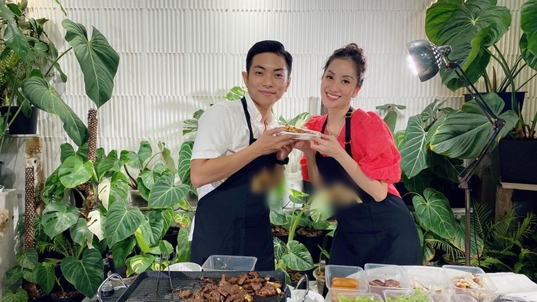 Cuộc sống của Khánh Thi trong biệt thự có vườn cây tiền tỷ