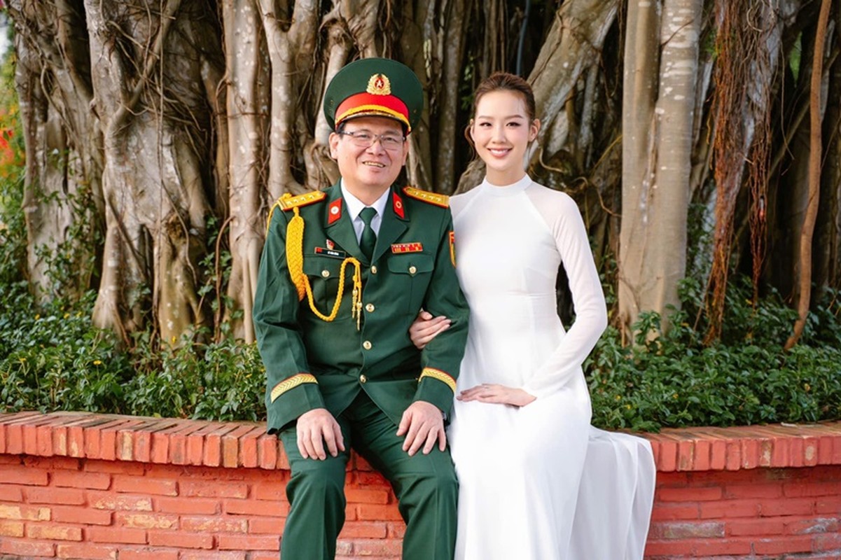 Hoa hậu cao nhất Vbiz đẹp gây mê, có học vấn “khủng“ Hoa hậu cao nhất Vbiz đẹp gây mê, có học vấn “khủng“