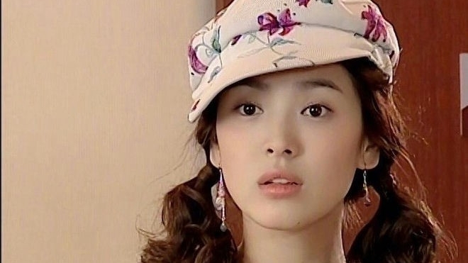 Song Hye Kyo không đủ xinh đẹp để đóng vai nữ chính?