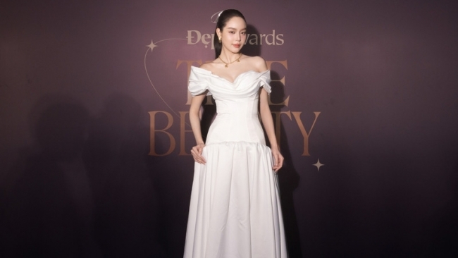 Thanh Thủy diện trang sức hơn nửa tỷ đồng, xuất sắc trở thành 'mỹ nhân của năm'