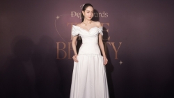 Thanh Thủy diện trang sức hơn nửa tỷ đồng, xuất sắc trở thành 'mỹ nhân của năm'