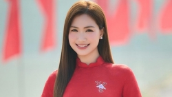 Ca sĩ Hòa Minzy cùng dàn sao Việt gửi lời nhắn xúc động đến U23 Việt Nam