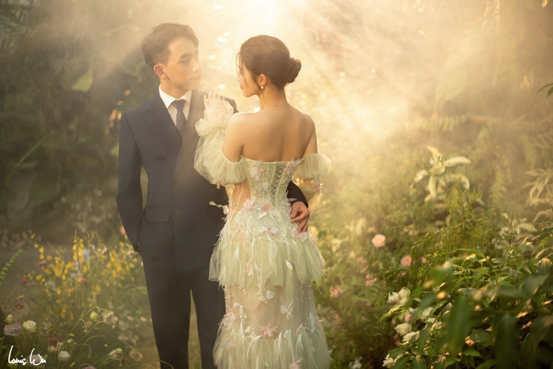 Lộ diện ảnh cưới đẹp như cổ tích của Á hậu Phương Nhi và thiếu gia Minh Hoàng