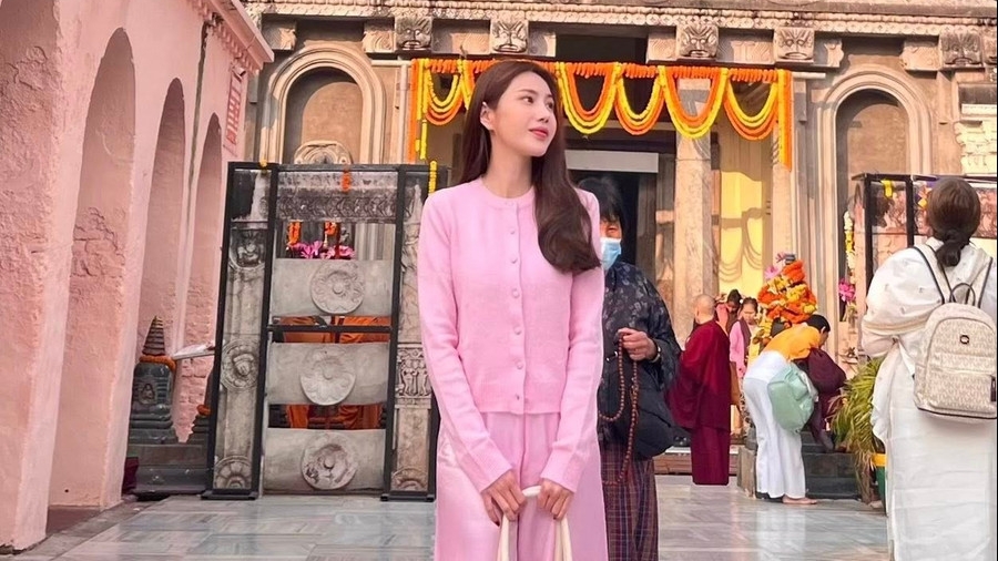 Thủy Tiên gây chú ý vì diện mạo khác lạ sau thời gian ở ẩn