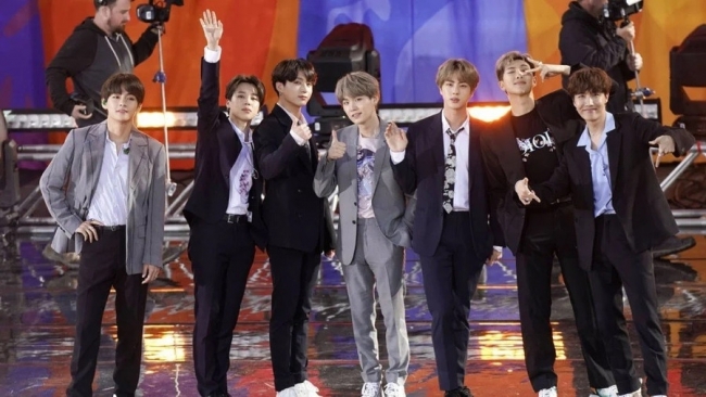 Chuyến lưu diễn của BTS gây sốt chưa từng có tại Mexico