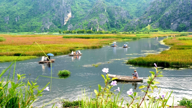 Ngao du đầm Vân Long (Ninh Bình) - Ngắm cảnh đẹp non nước hữu tình