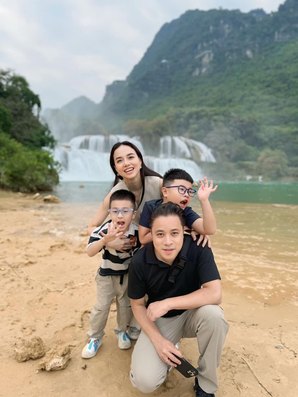 Cặp đôi chồng đạo diễn - vợ sản xuất phim tạo “cơn sốt” phòng vé Cặp đôi chồng đạo diễn - vợ sản xuất phim tạo “cơn sốt” phòng vé