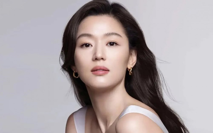 'Mợ chảnh' Jeon Ji Hyun dính nghi vấn trốn thuế