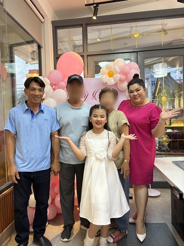 Tuyền Mập được đàn ông săn đón lúc độc thân, hôn nhân kỳ lạ Tuyền Mập được đàn ông săn đón lúc độc thân, hôn nhân kỳ lạ
