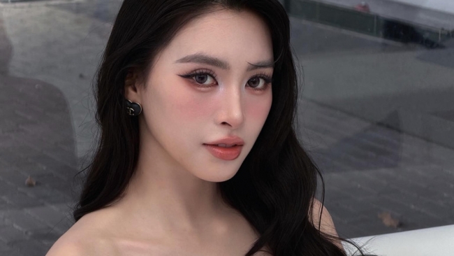 Hoa hậu Tiểu Vy xin lỗi về ồn ào liên quan ứng dụng cá cược