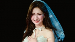 Hòa Minzy góp 400 triệu đồng xây cầu cho người dân Điện Biên