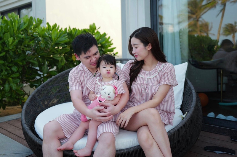 Loạt ảnh đời thường giản dị nhưng vô cùng viên mãn của Hoa hậu Đỗ Mỹ Linh